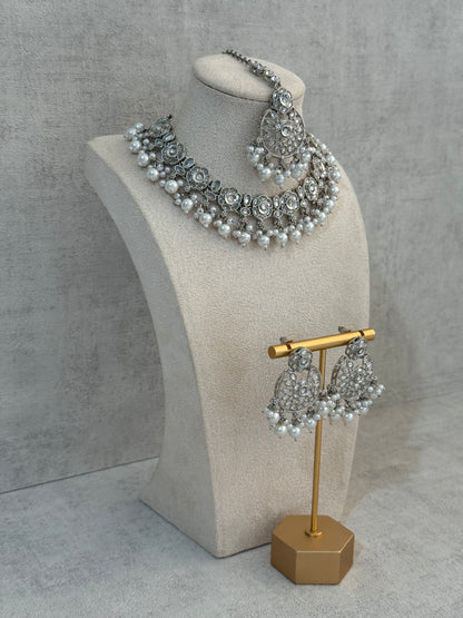 Ayura Designs Zimal Set – Mirror-Cut Stones with Ivory Pearls & Antique Silver Finish