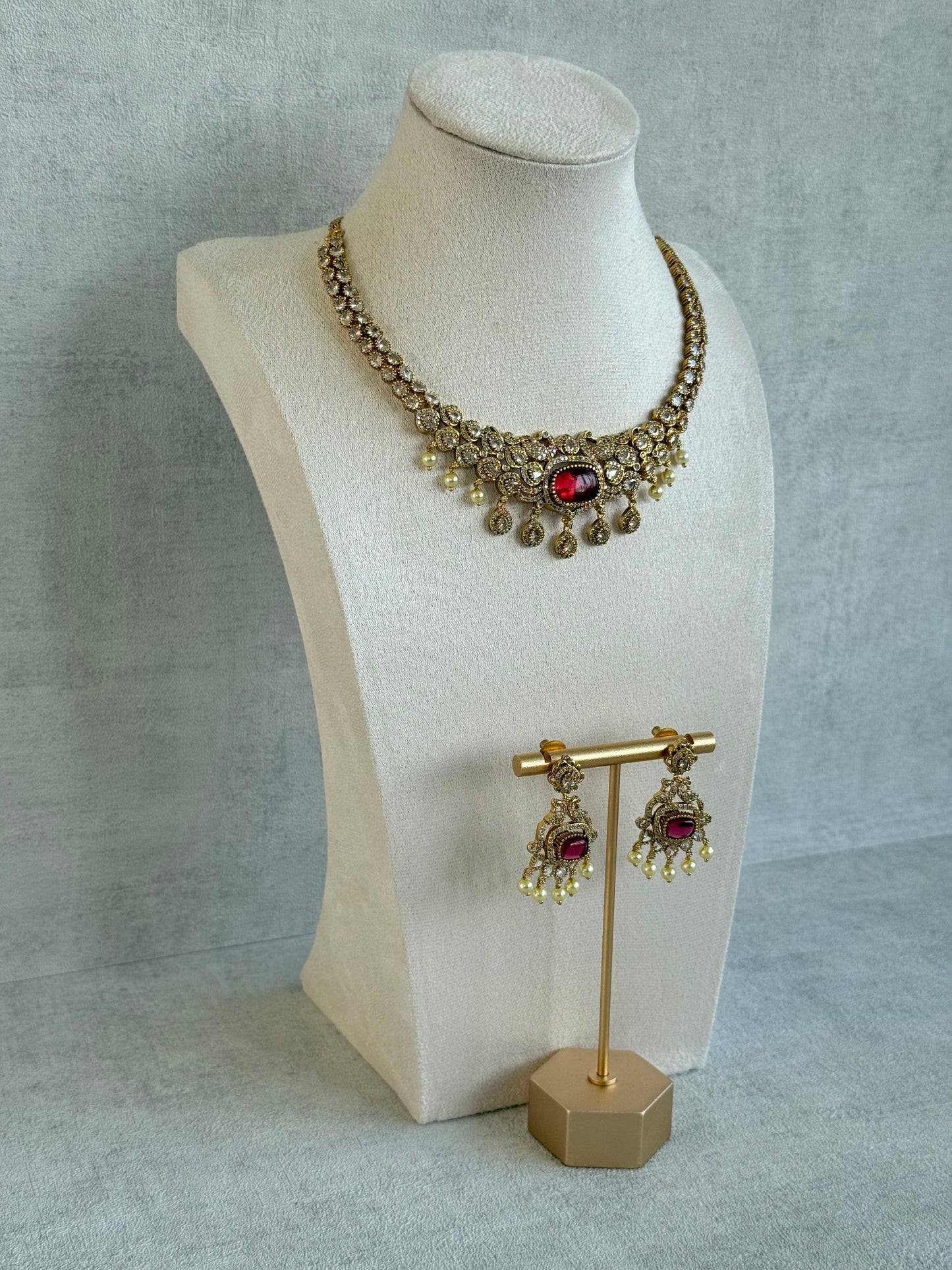 Ayura Designs Amreen Set with Earrings – Interchangeable Centre Stones with Peacock Motifs, Crystal Detailing & Pearl Drops