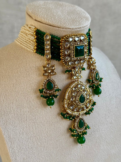 Ayura Designs Zarmeen Choker Set with Earrings & Tikka – Mirror-Cut Stones, Antique Gold Finish and Emerald Green Beads