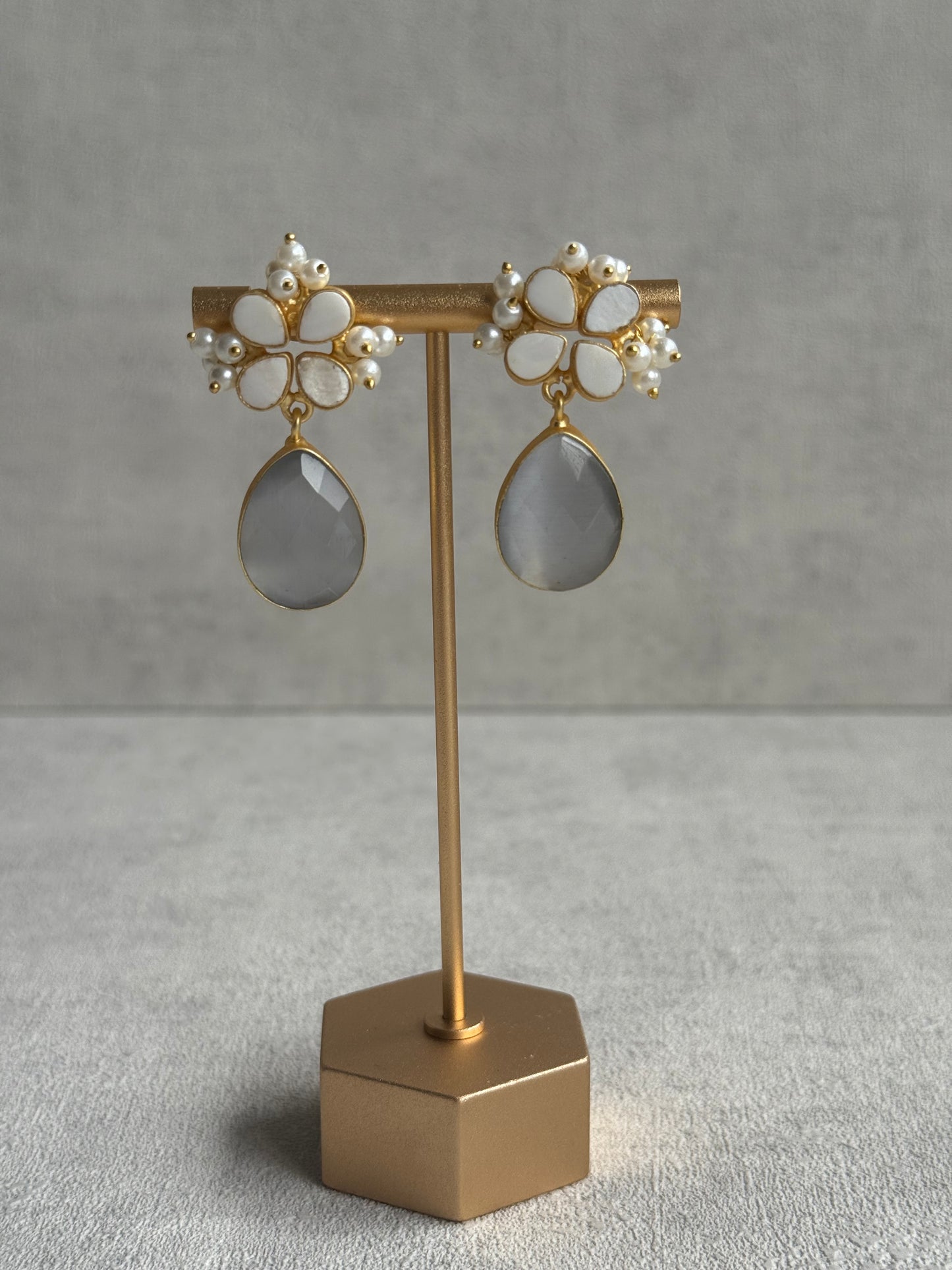Ayura Designs Arianell Set with Necklace, Earrings & Tikka – Moonstone Grey Drops, Floral Motifs & Pearls