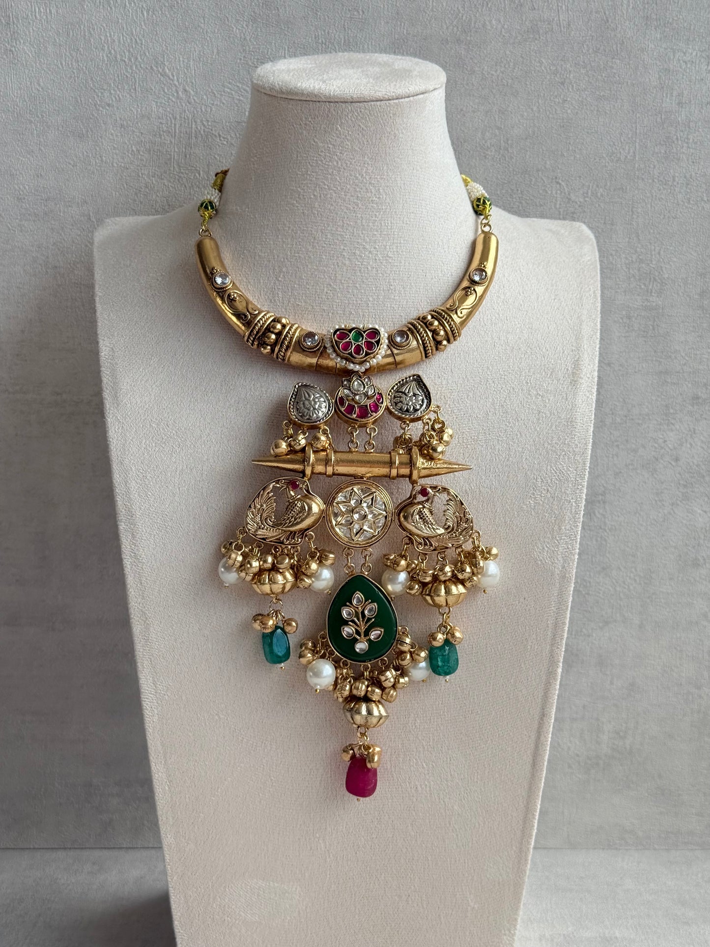 Ayura Designs Zaqsh Collar Necklace Set with Earrings – Antique Gold Peacock Pendant with Emerald Green Stones & Pearl Detailing