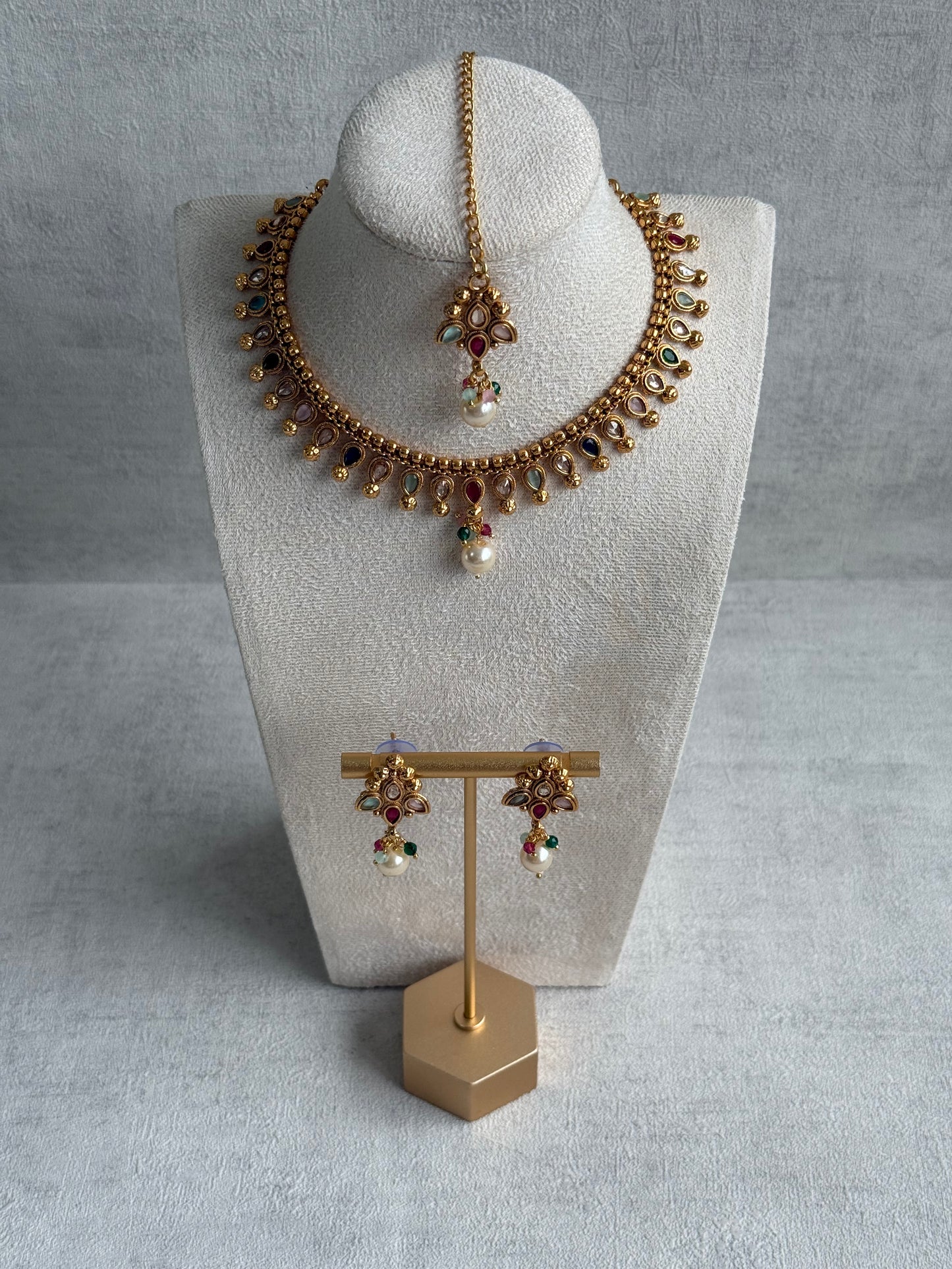 Ayura Designs Oorvi Set – Necklace, Earrings & Tikka with Mirror-Cut Multicolour Stones & Polished Gold Finish