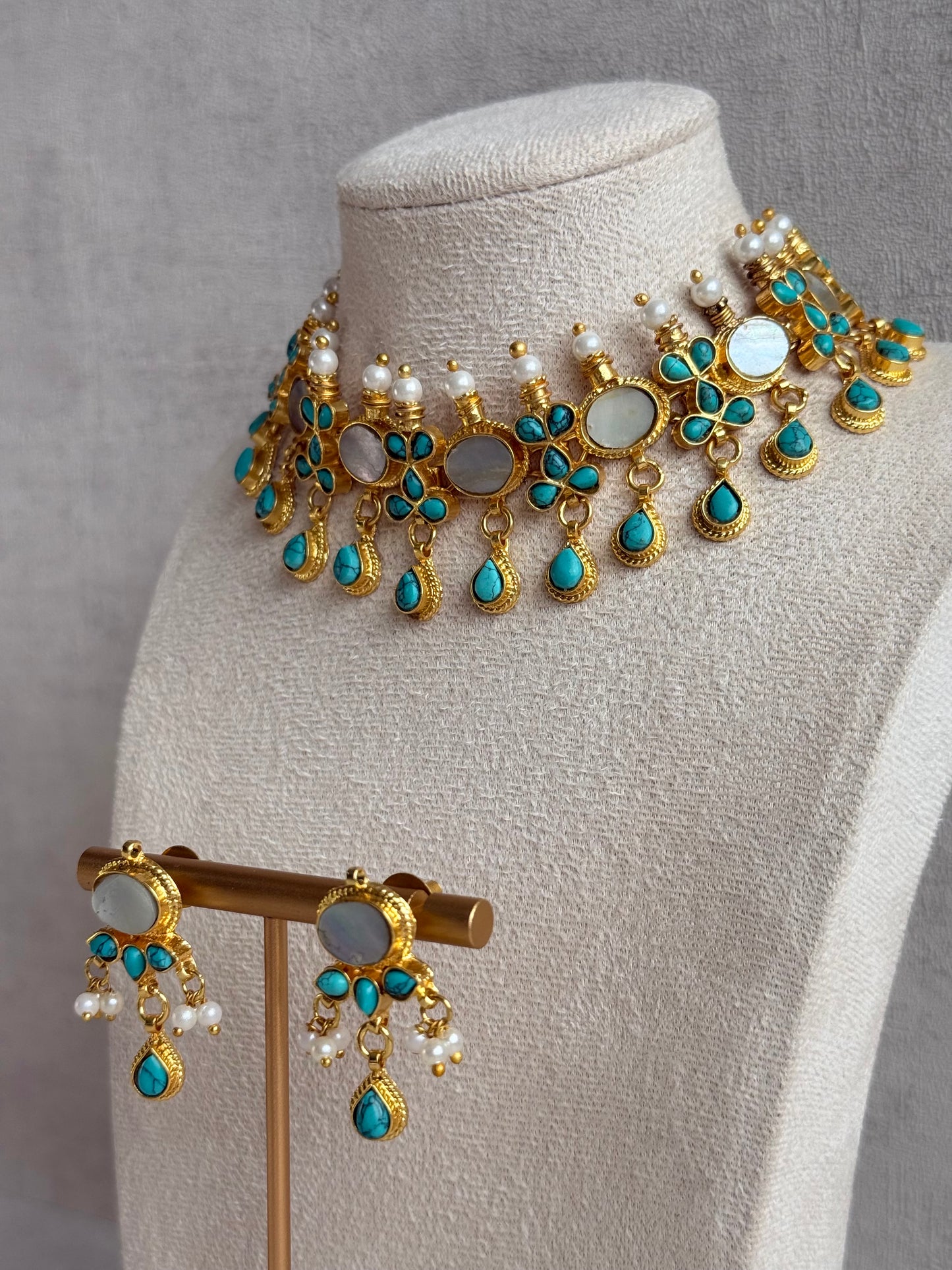 Ayura Designs Rehnuma Kundan Choker Set with Earrings & Turquoise Floral Detailing