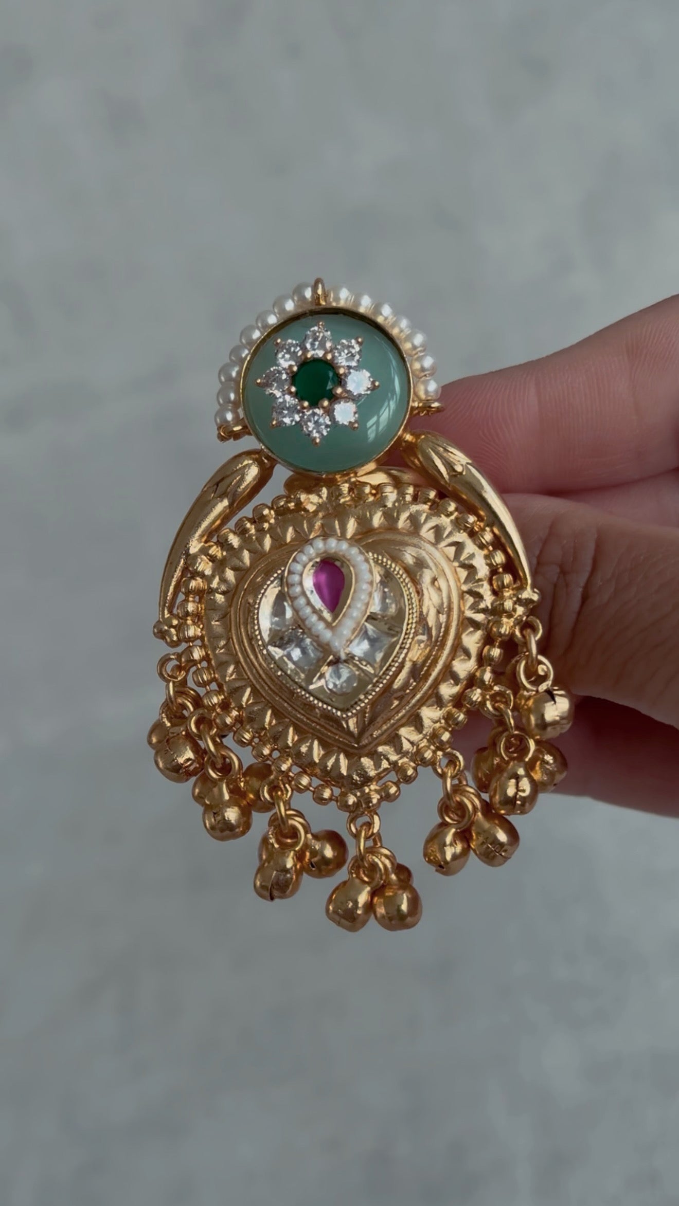 Ayura Designs Sorcha Adjustable Ring – Pistachio Green Enamel, Pearl Detailing, Antique Gold & Mirror-Cut Stones