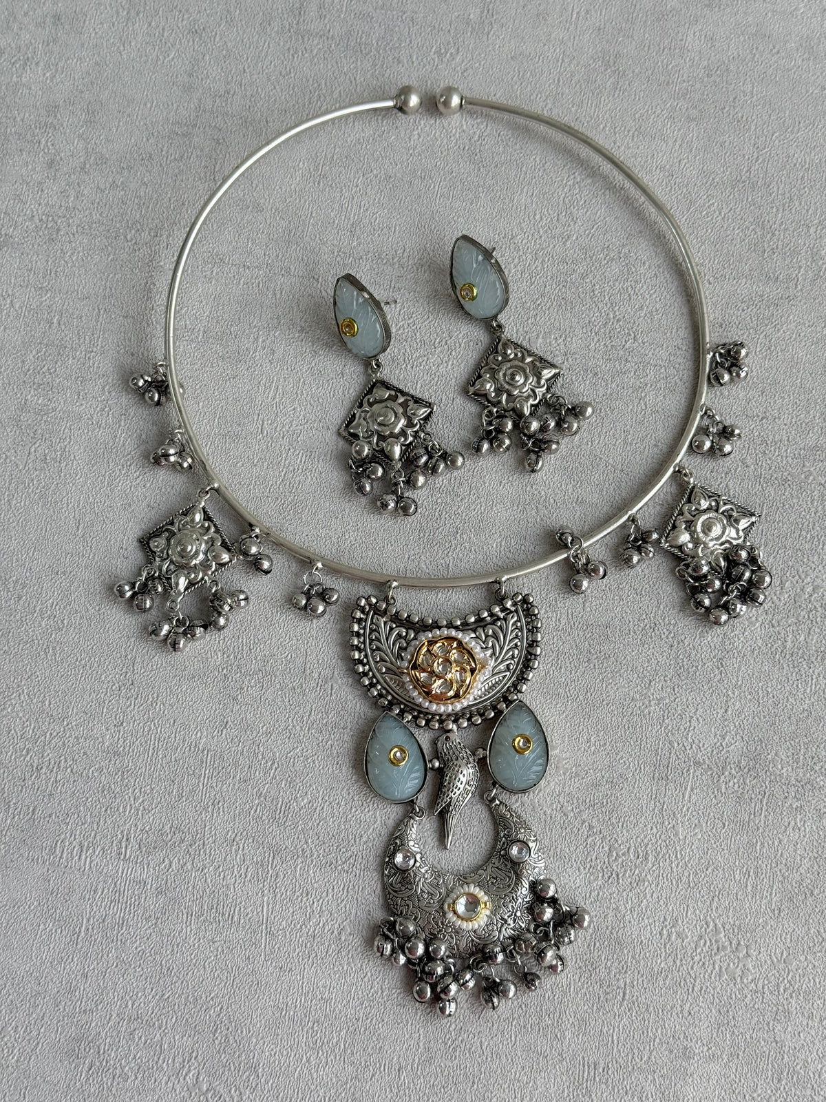 Ayura Designs Jiyana Collar Necklace Set – Dove Grey Carved Teardrop Stones & Oxidised Silver Finish