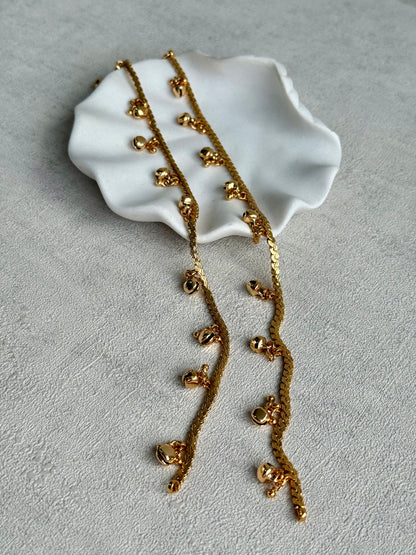 Ayura Designs Chameli Payals – Gold-Toned Anklets with Ghungroo Detailing