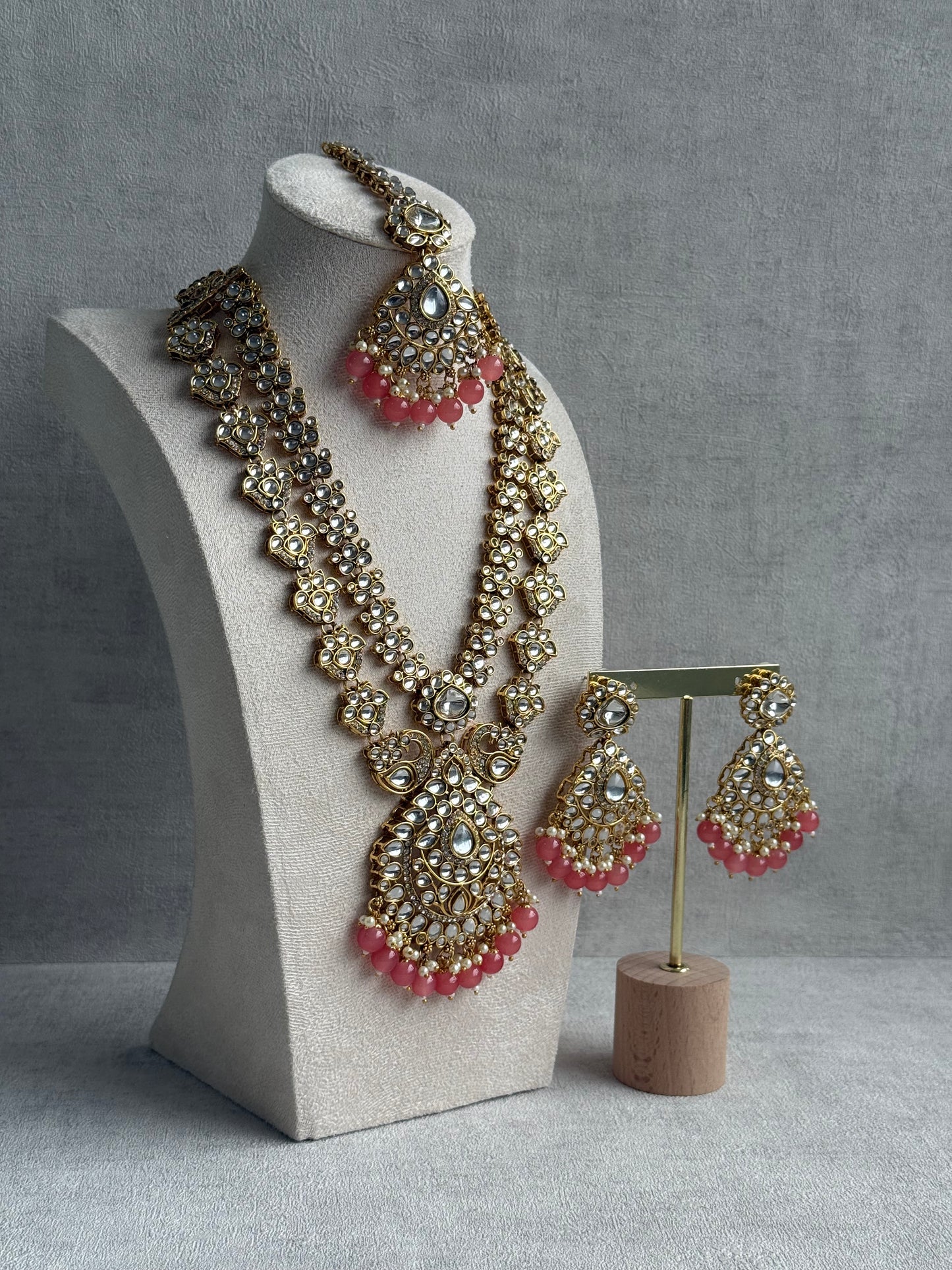 Ayura Designs Javeria Set with Earrings & Tikka – Peach Beads, Mirror Kundan & Gold Finish
