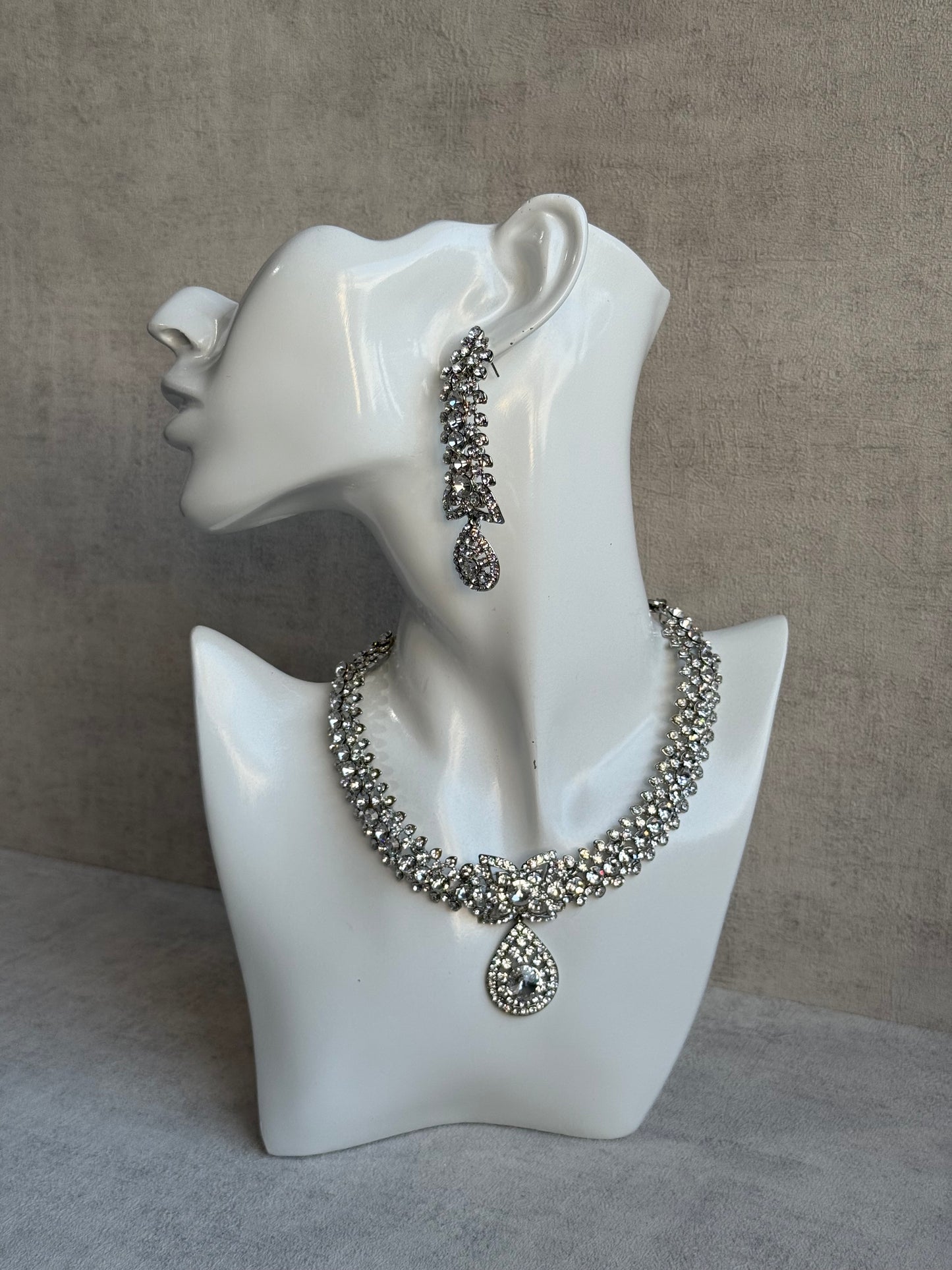 Ayura Designs Falaq Set with Necklace, Earrings & Tikka – Silver Finish with Diamond-Cut Crystals