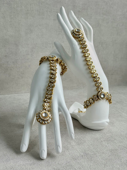 Ayura Designs Maura Haathphool – Antique Gold Hand Harness with Mirror-Cut Stones & Pearl Detailing