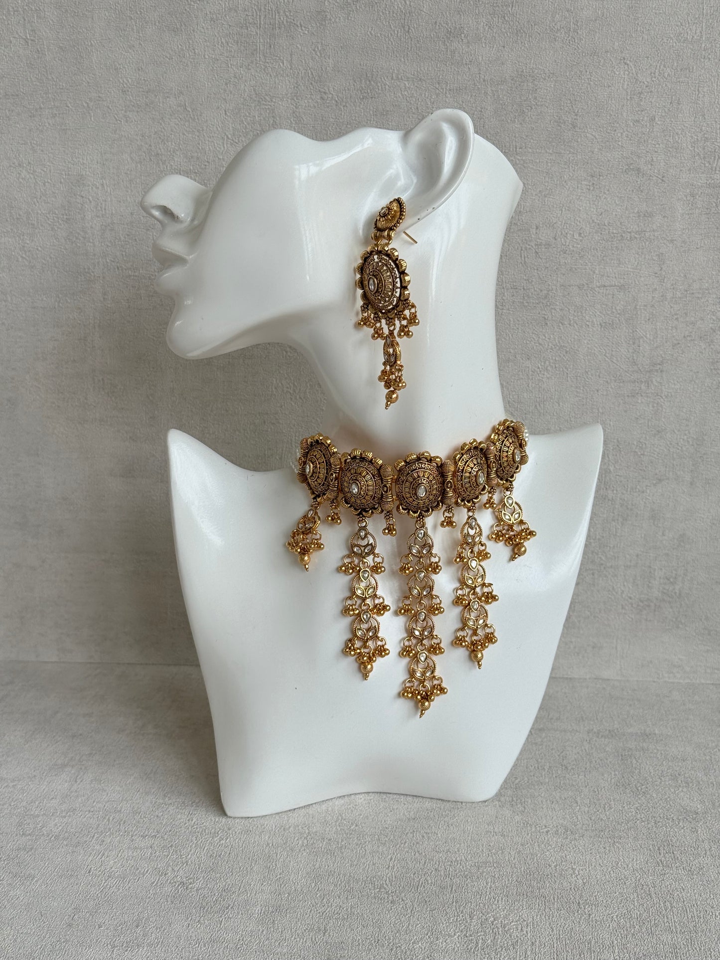 Ayura Designs Kabini Choker Set with Earrings – Gold Kundan Waterfall Choker with Ivory Pearls