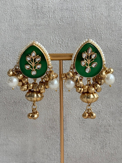 Ayura Designs Zaqsh Collar Necklace Set with Earrings – Antique Gold Peacock Pendant with Emerald Green Stones & Pearl Detailing