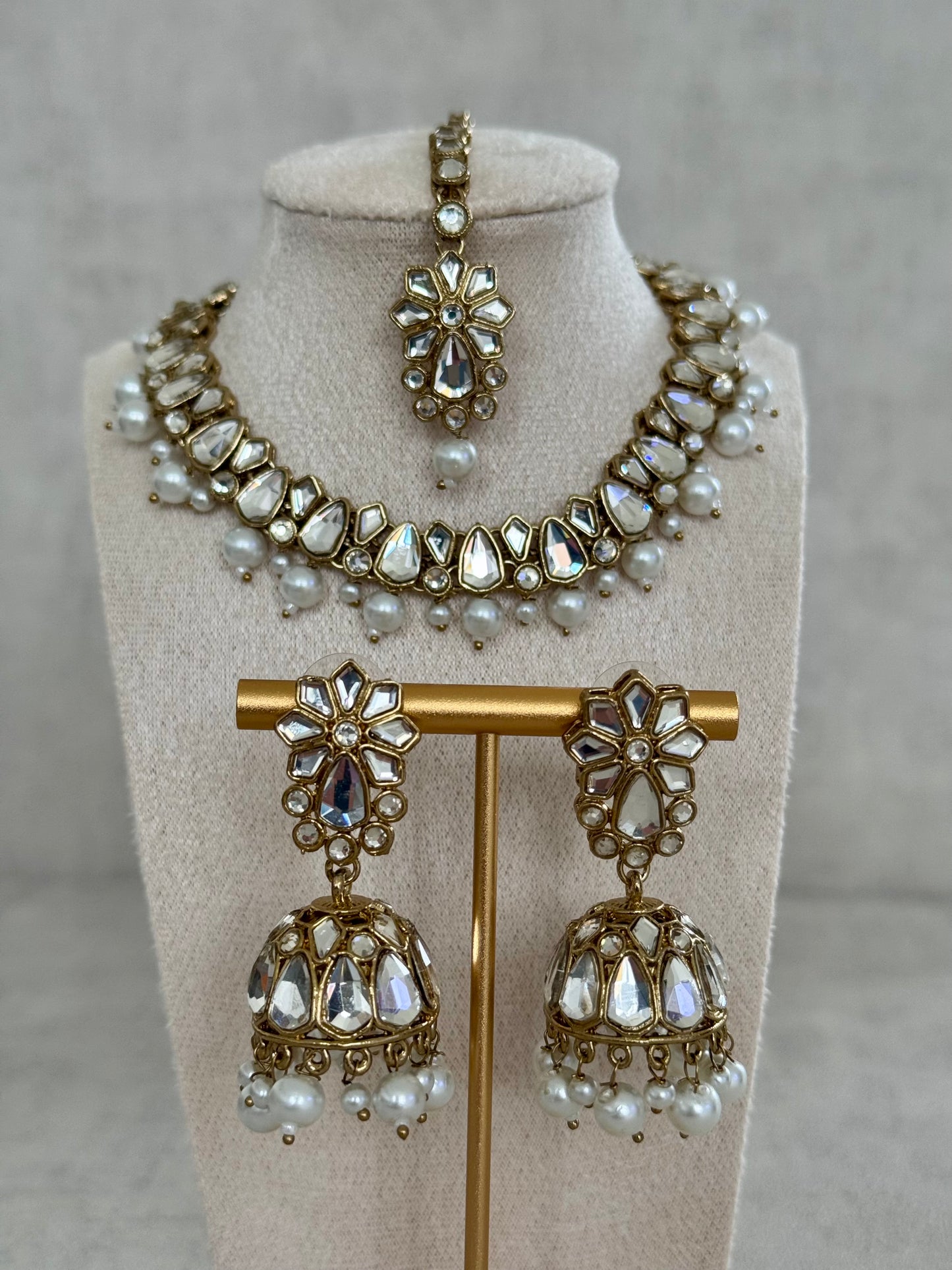 Ayura Designs Mahi Set with Jhumkis & Tikka – A Radiant Ensemble of Kundan, Lustrous Pearls & Mirror Work