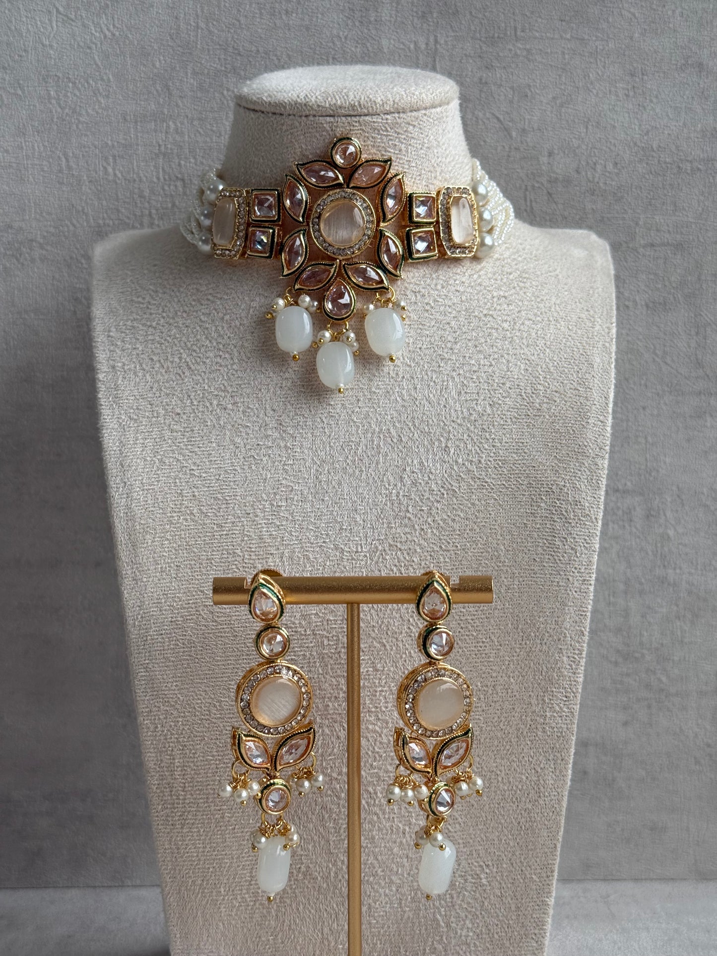 Ayura Designs Raaz Set – Choker & Earrings with Kundan Stones, Green Enamel Detailing & White Beads