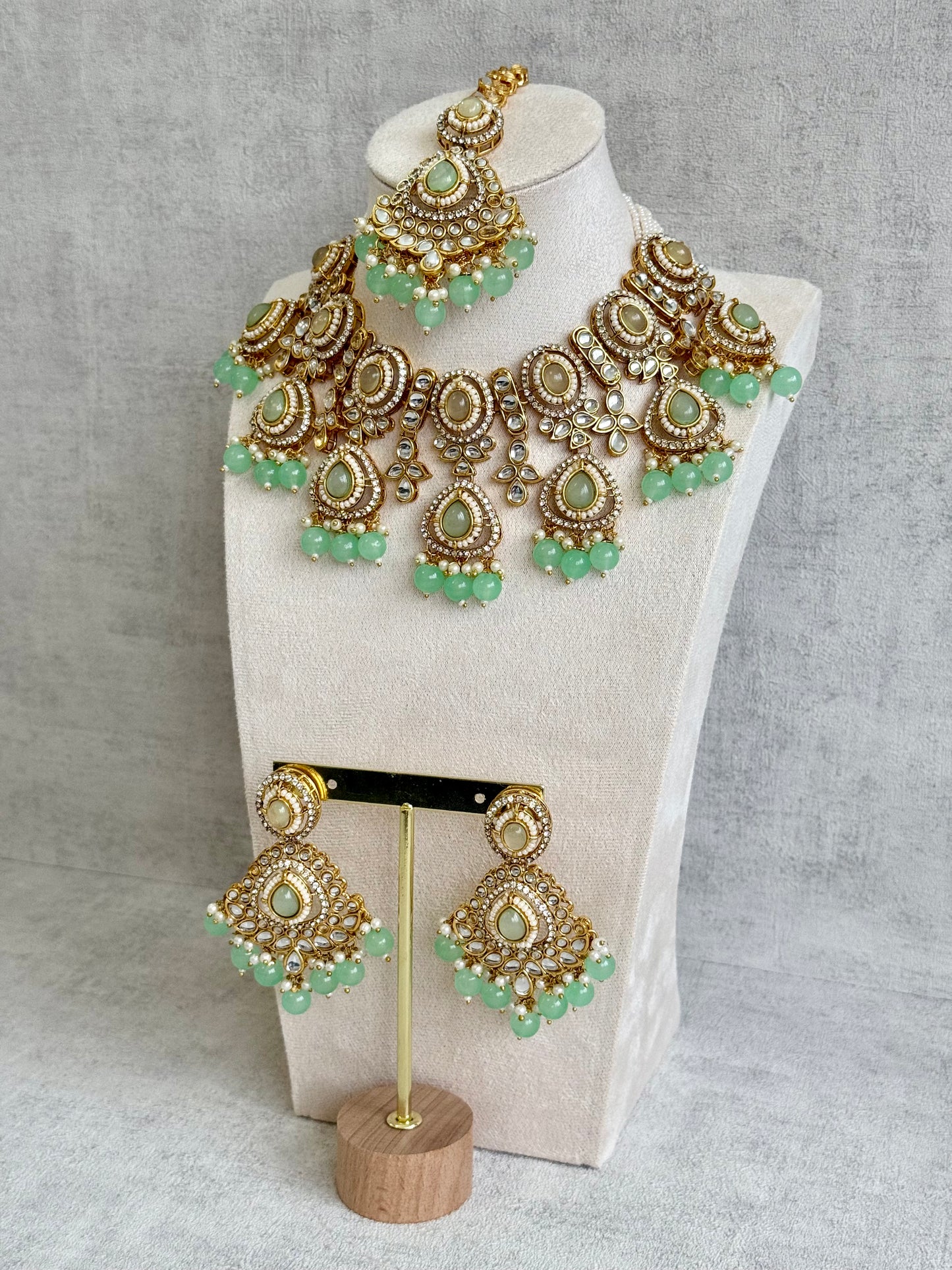 Ayura Designs Janvi Set with Necklace, Earrings & Tikka – Kundan Detailing, Mint Green Beads & Pearls Drops