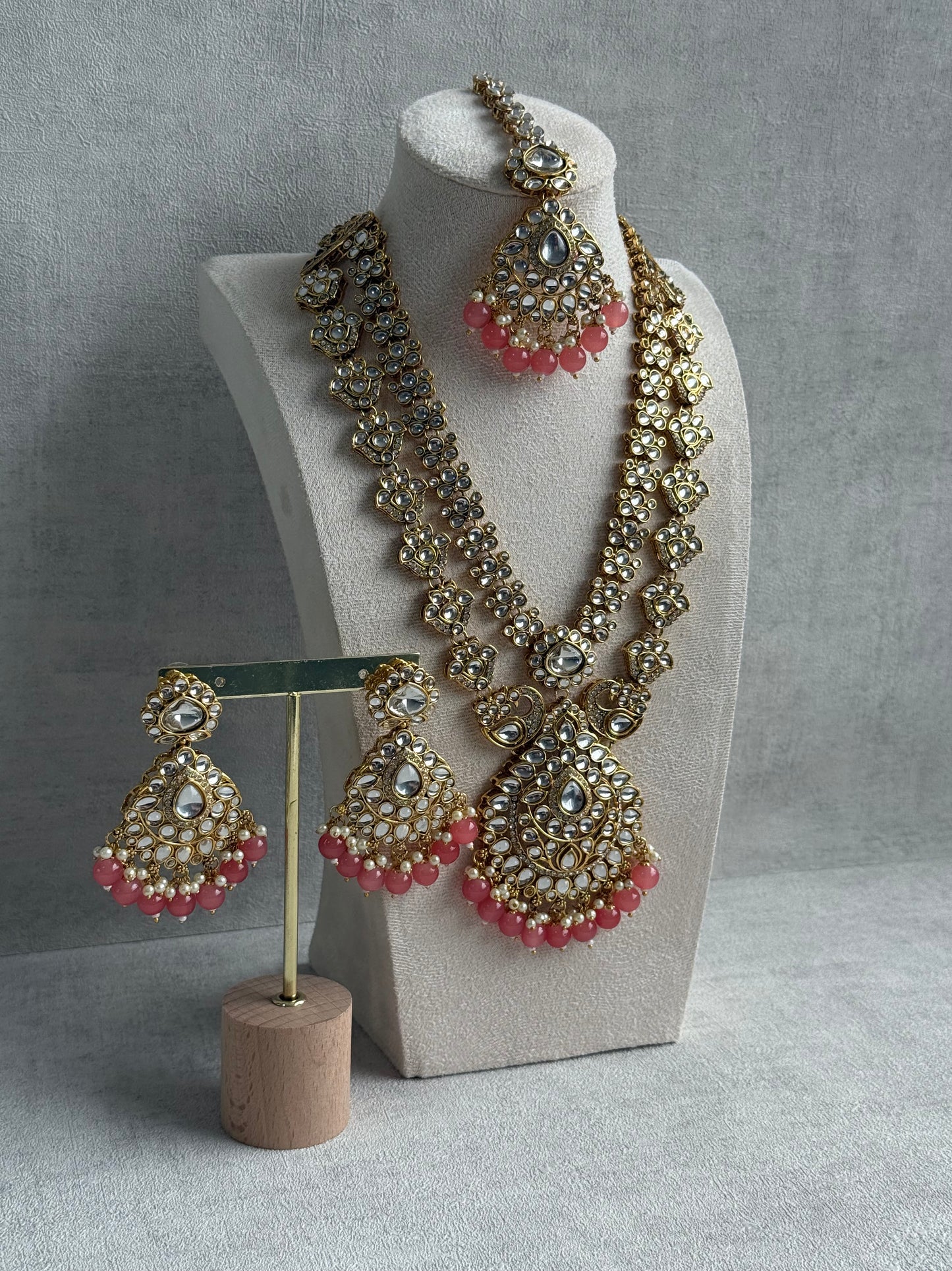 Ayura Designs Javeria Set with Earrings & Tikka – Peach Beads, Mirror Kundan & Gold Finish