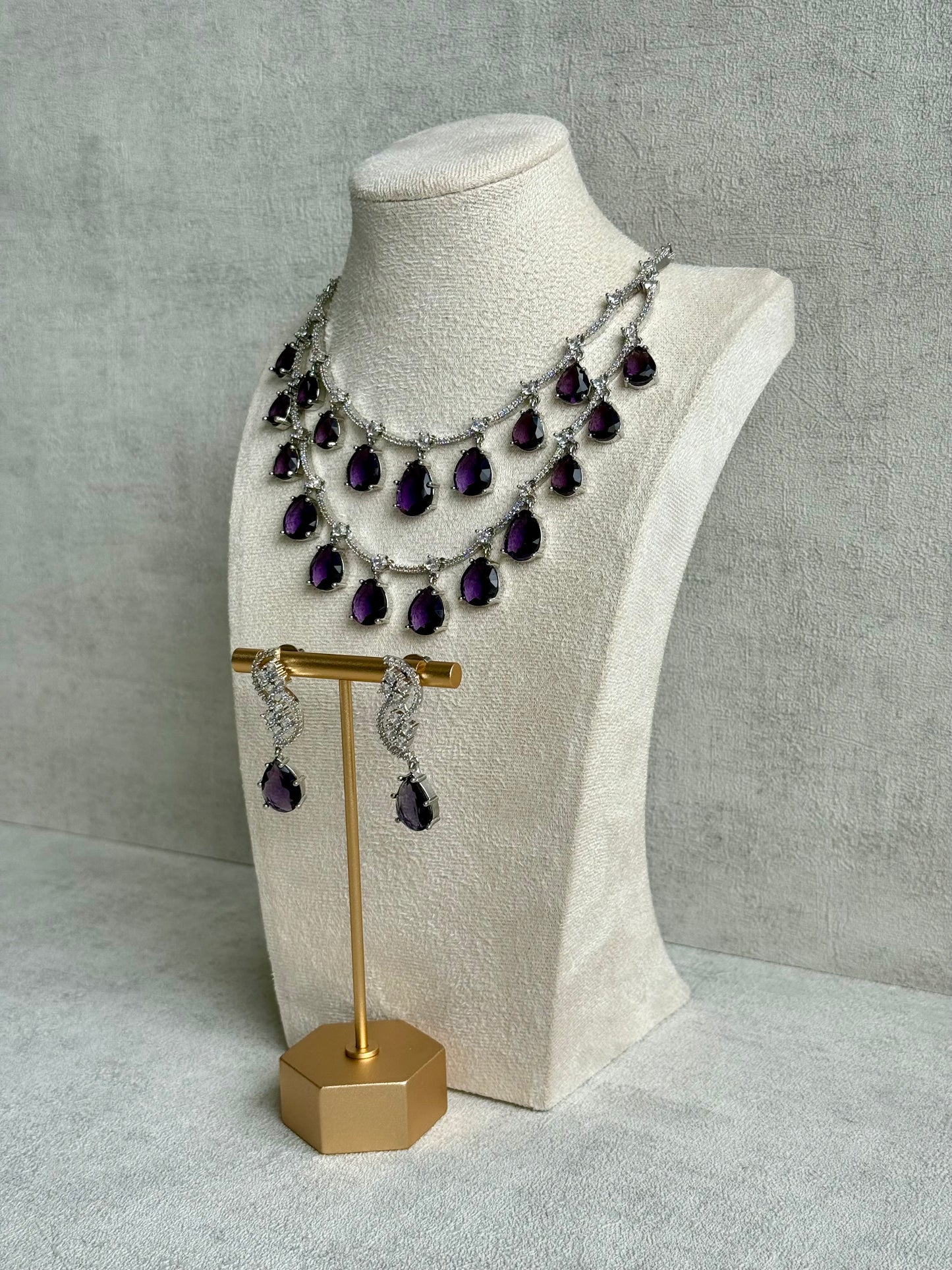 Ayura Designs Nida Set with Necklace & Earrings – Amethyst Purple Stones, Diamond-Cut Detailing & Silver Finish
