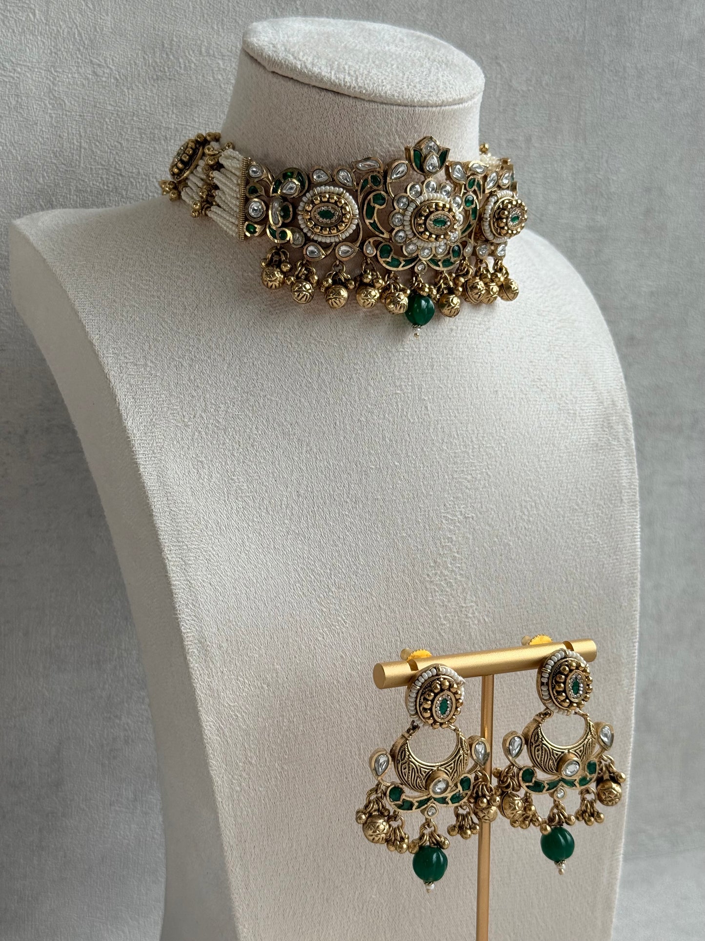 Ayura Designs Sufna Choker Set with Earrings – Emerald Green Stones, Pearl Strands & Kundan Detailing
