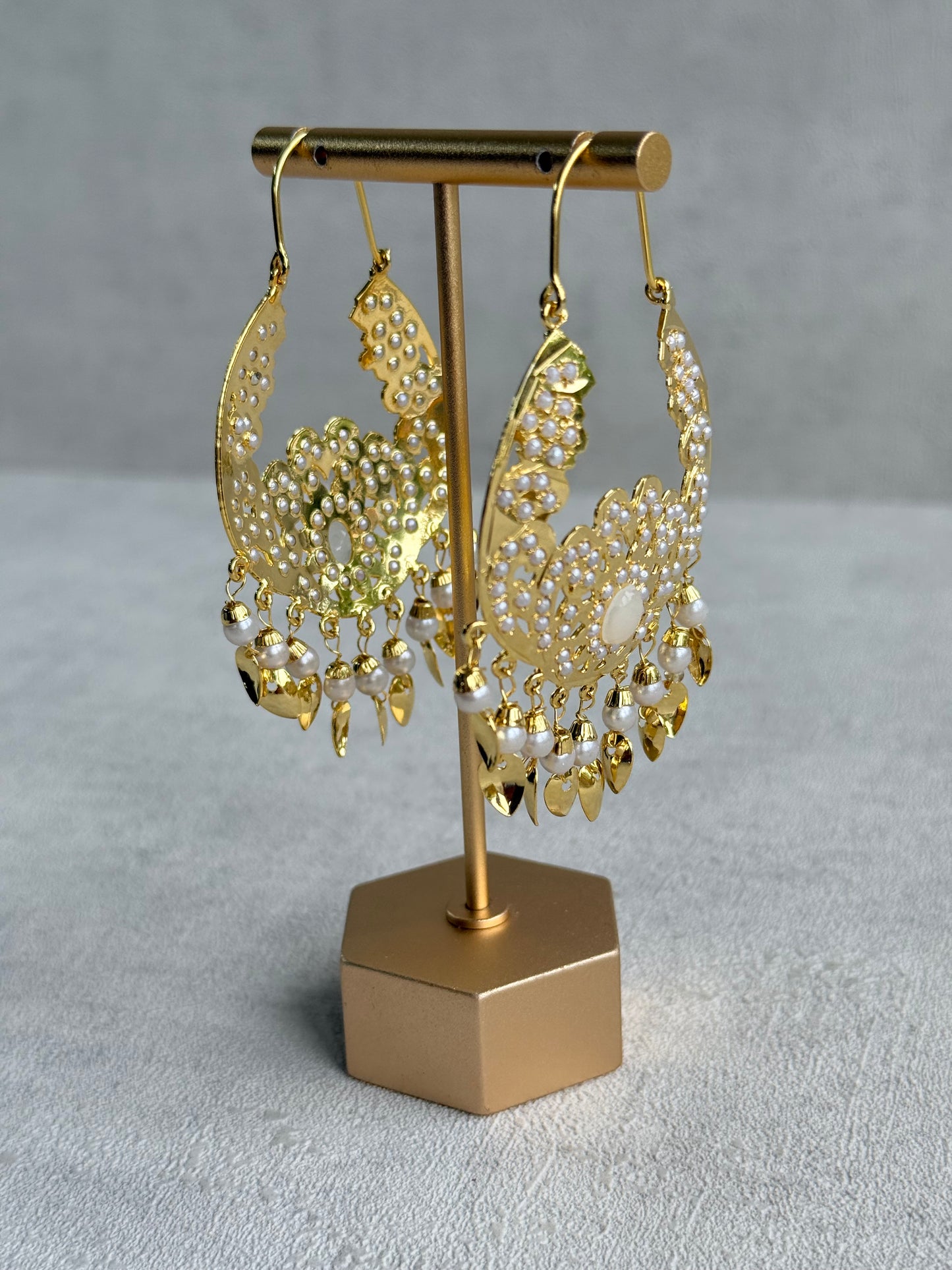 Ayura Designs Nimrat Balis – Ivory Pearls with Pippal Patti & Gold Finish