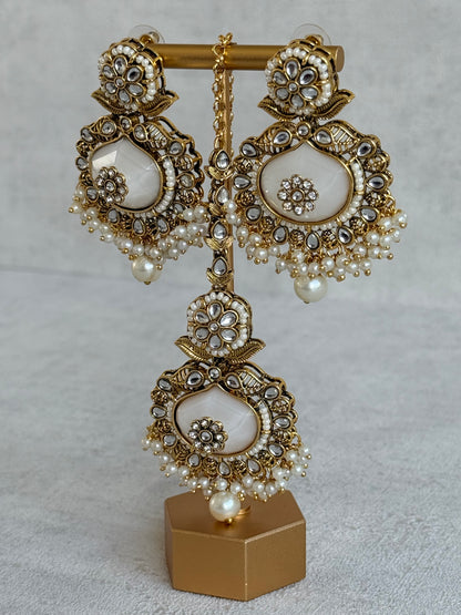 Ayura Designs Asra Tikka Set with Earrings – Ivory Stone, Kundan & Pearl Detailing