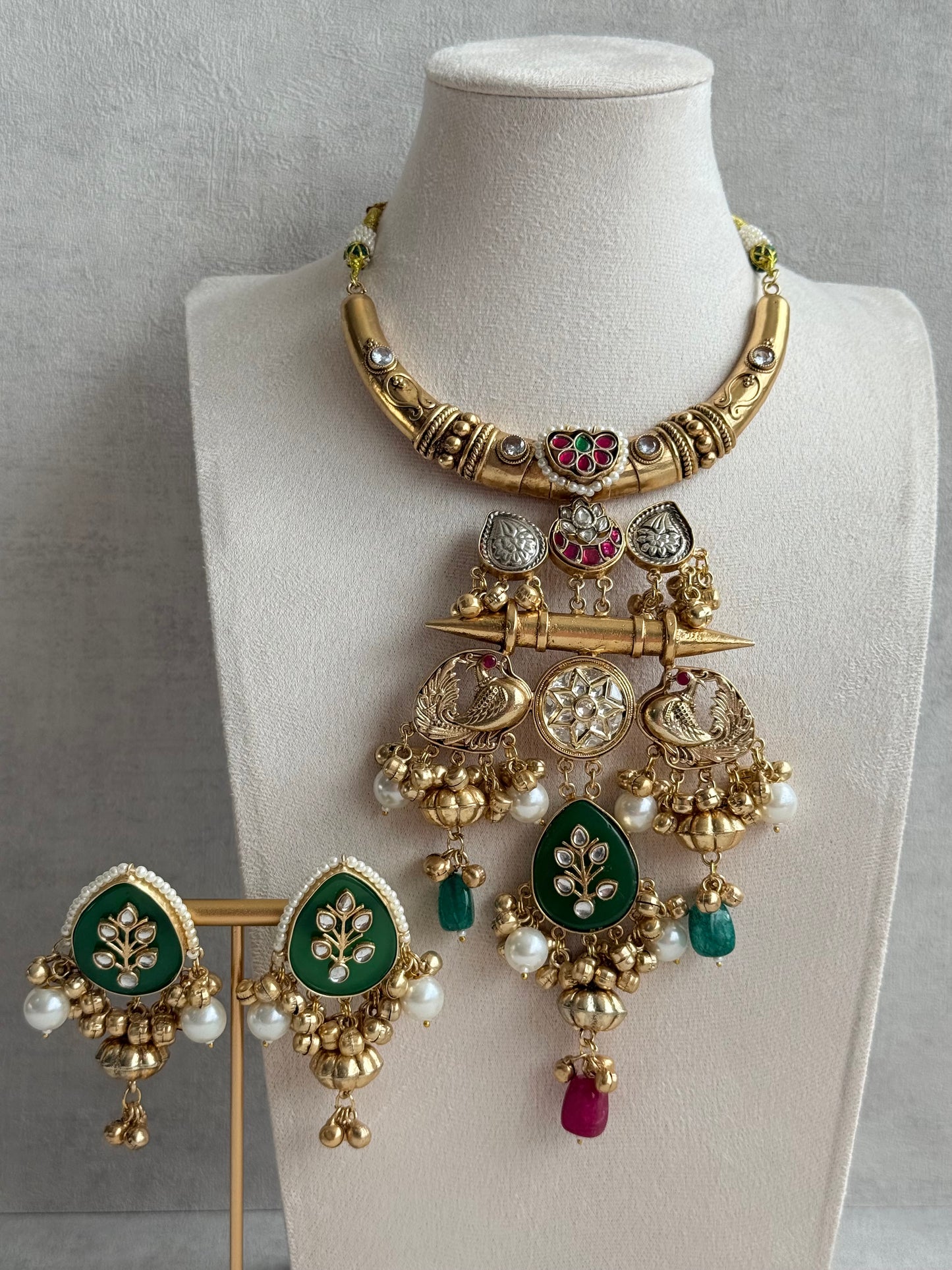 Ayura Designs Zaqsh Collar Necklace Set with Earrings – Antique Gold Peacock Pendant with Emerald Green Stones & Pearl Detailing
