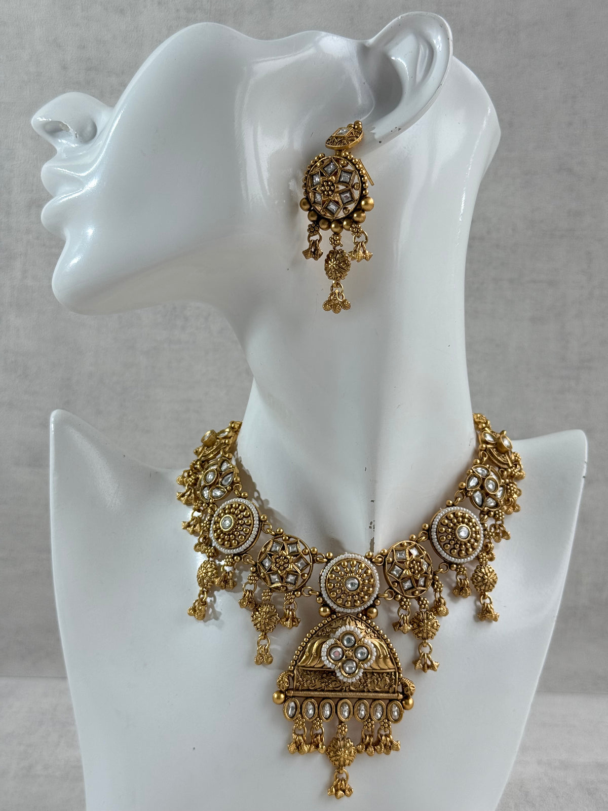 Ayura Designs Kriti Necklace Set with Earrings – Antique Gold Kundan Design with Ivory Pearls & Ghungroo Detailing