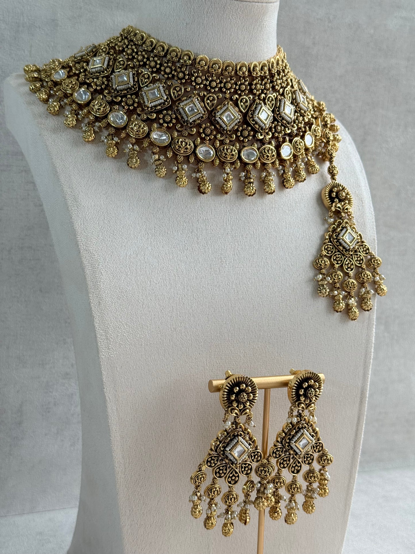 Ayura Designs Ehsaas Bridal Set with Earrings & Tikka – Kundan Stones, Pearls in Antique Gold Finish