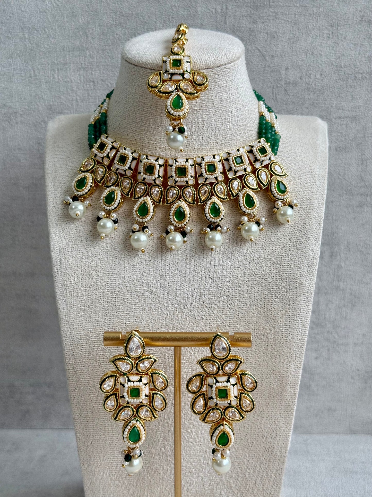 Ayura Designs Jiara Set – Necklace, Earrings & Tikka with Mirror-Cut Stones, Emerald Green & Pearl Detailing
