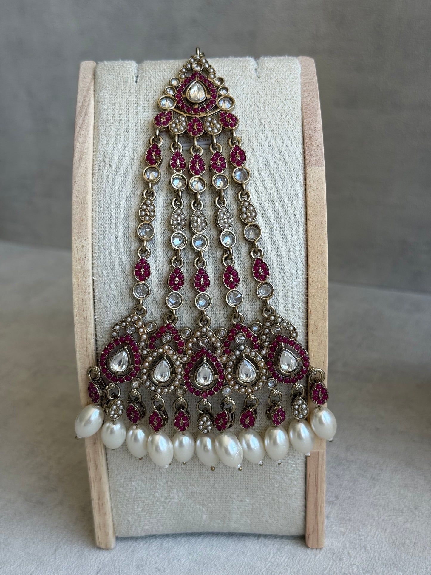 Ayura Designs Riwaayat Set with Necklace, Earrings, Tikka & Passa – Fuchsia Stones, Mirror-Cut Detailing & Ivory Pearl Drops