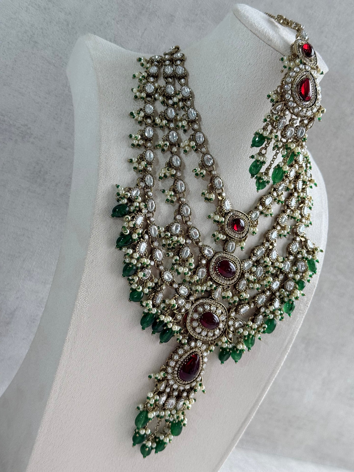 Ayura Designs Sahra Bridal Set with Earrings & Tikka – Ruby Red, Emerald Green, Kundan Stones & Pearls in Antique Gold Finish