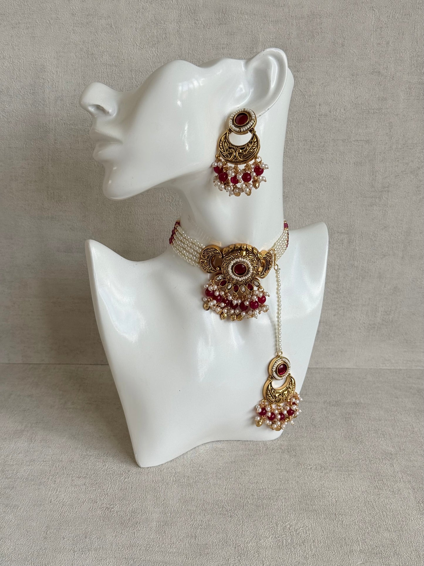 Ayura Designs Mehr Choker Set with Earrings & Tikka – Ruby Pink Stones, Ruby Pink Beads, Pearl Strands & Antique Gold Finish