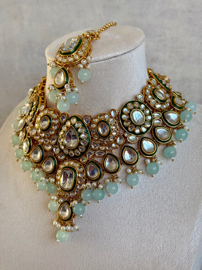 Ayura Designs Jashan Set with Necklace, Earrings, Tikka & Passa – Kundan Detailing, Pearl Drops & Soft Mint Green Beads