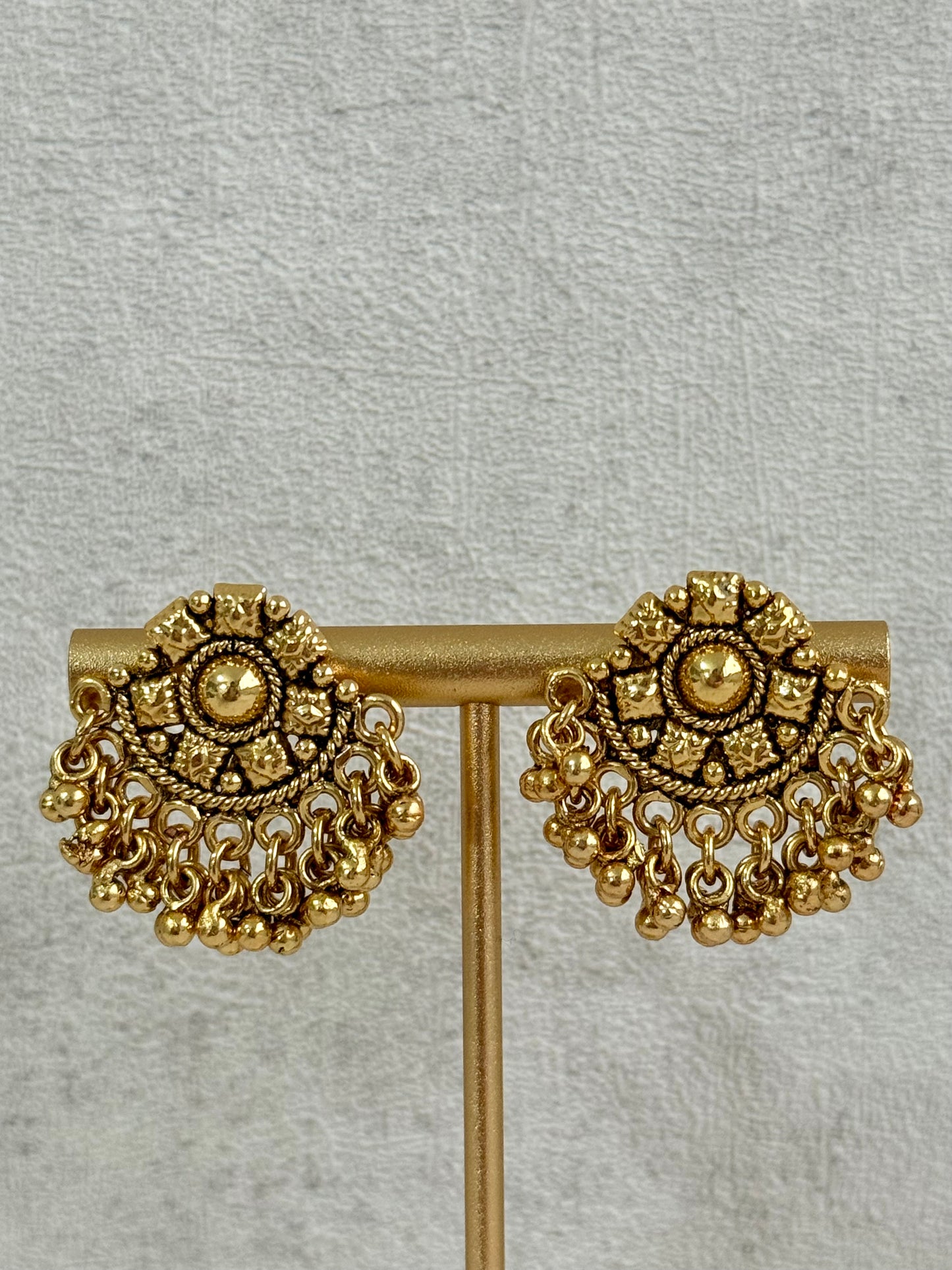 Ayura Designs Ranya Set – Antique Gold Necklace with Stud Earrings & Ghungroo Detailing