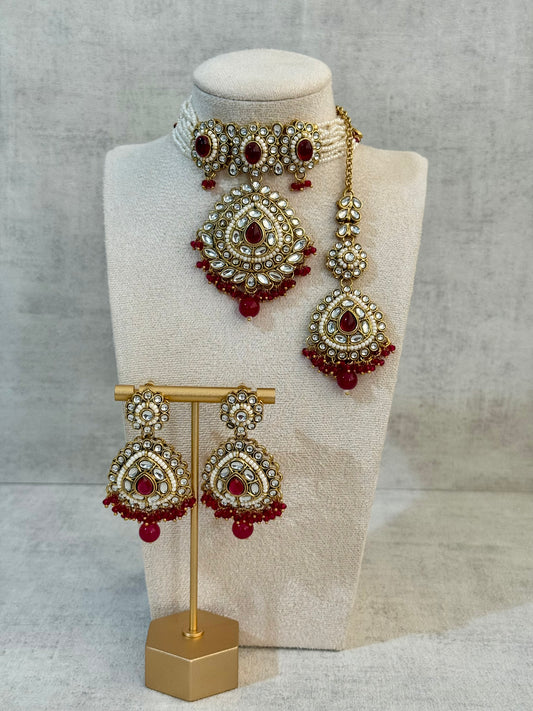Ayura Designs Tehreem Set with Necklace, Earrings & Tikka – Mirror-Cut Stones, Fuchsia Beads & Antique Gold Finish