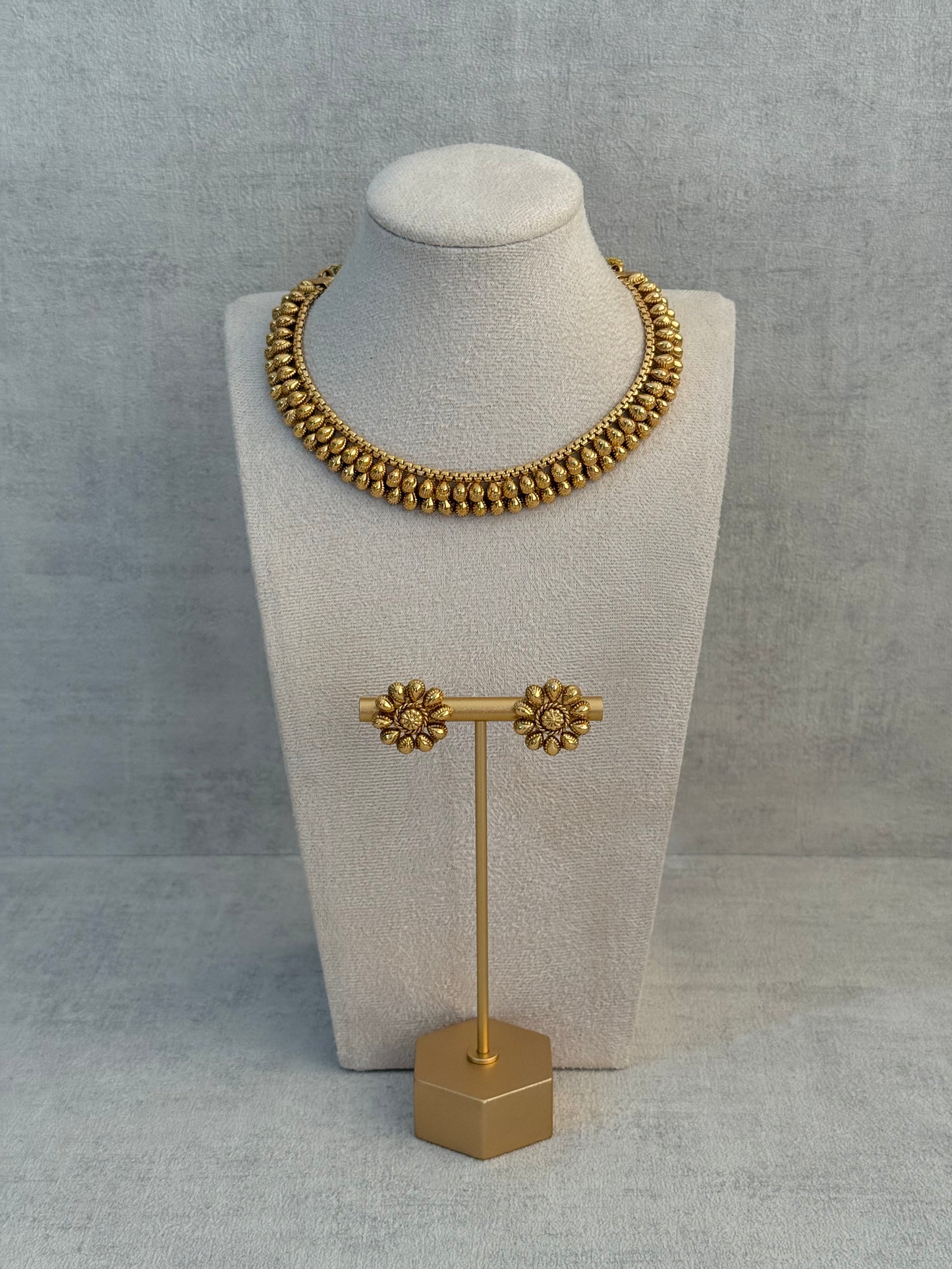 Ayura Designs Kanchan Set with Stud Earrings – Antique Gold Finish & Teardrop Detailing