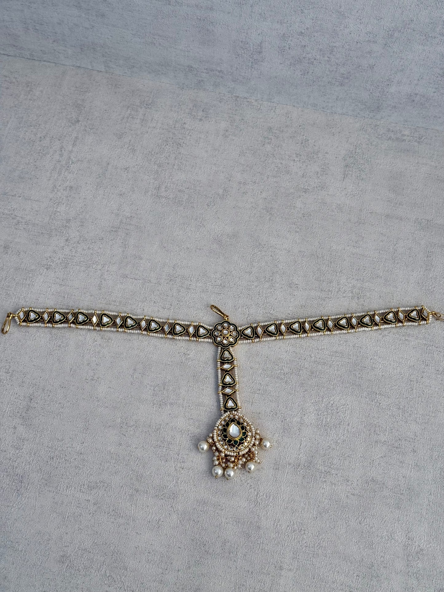 Ayura Designs Kassu Tikka Sheeshphool – Kundan & Green Enamel Headpiece with Pearl Drops
