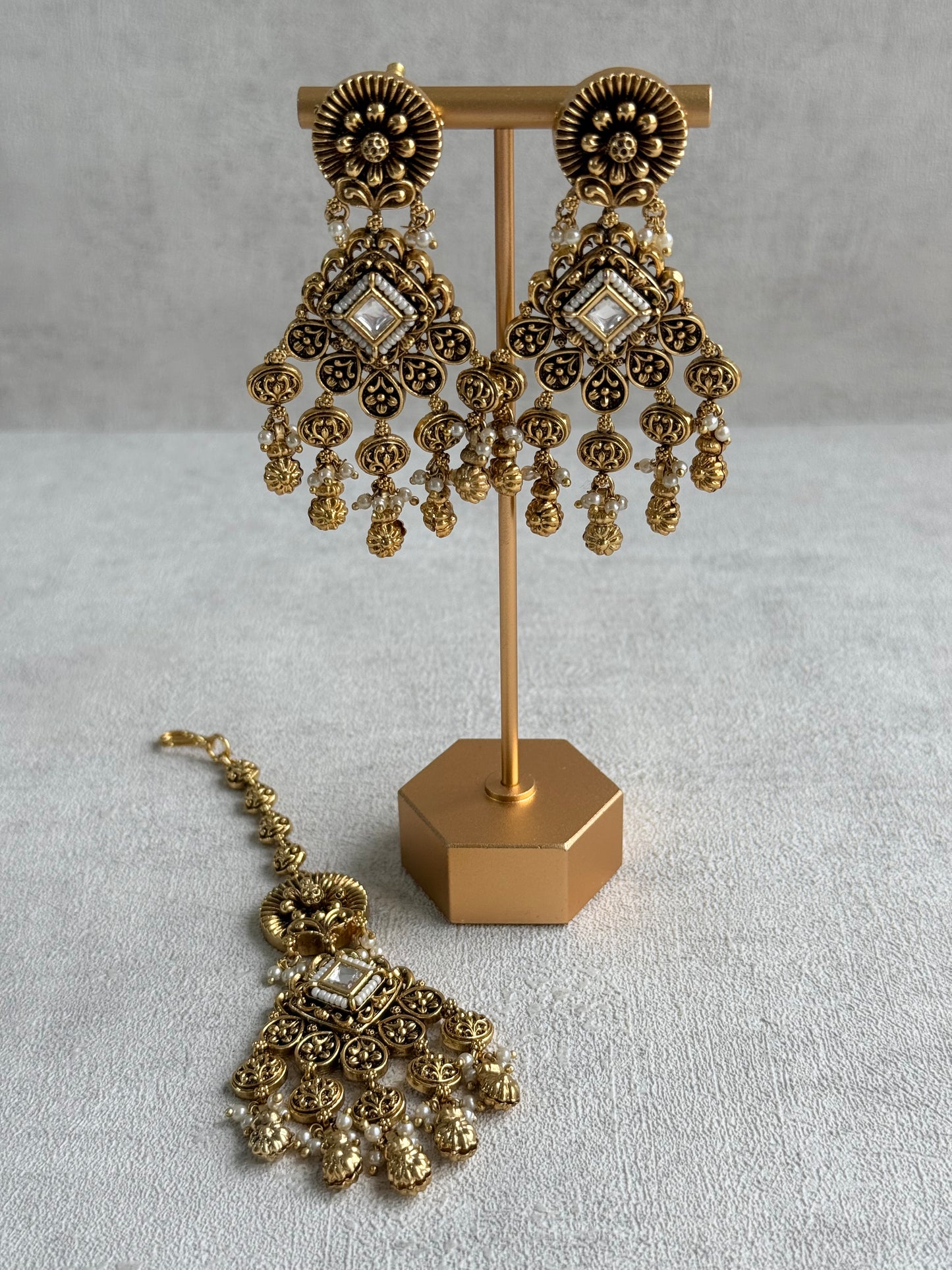 Ayura Designs Ehsaas Bridal Set with Earrings & Tikka – Kundan Stones, Pearls in Antique Gold Finish