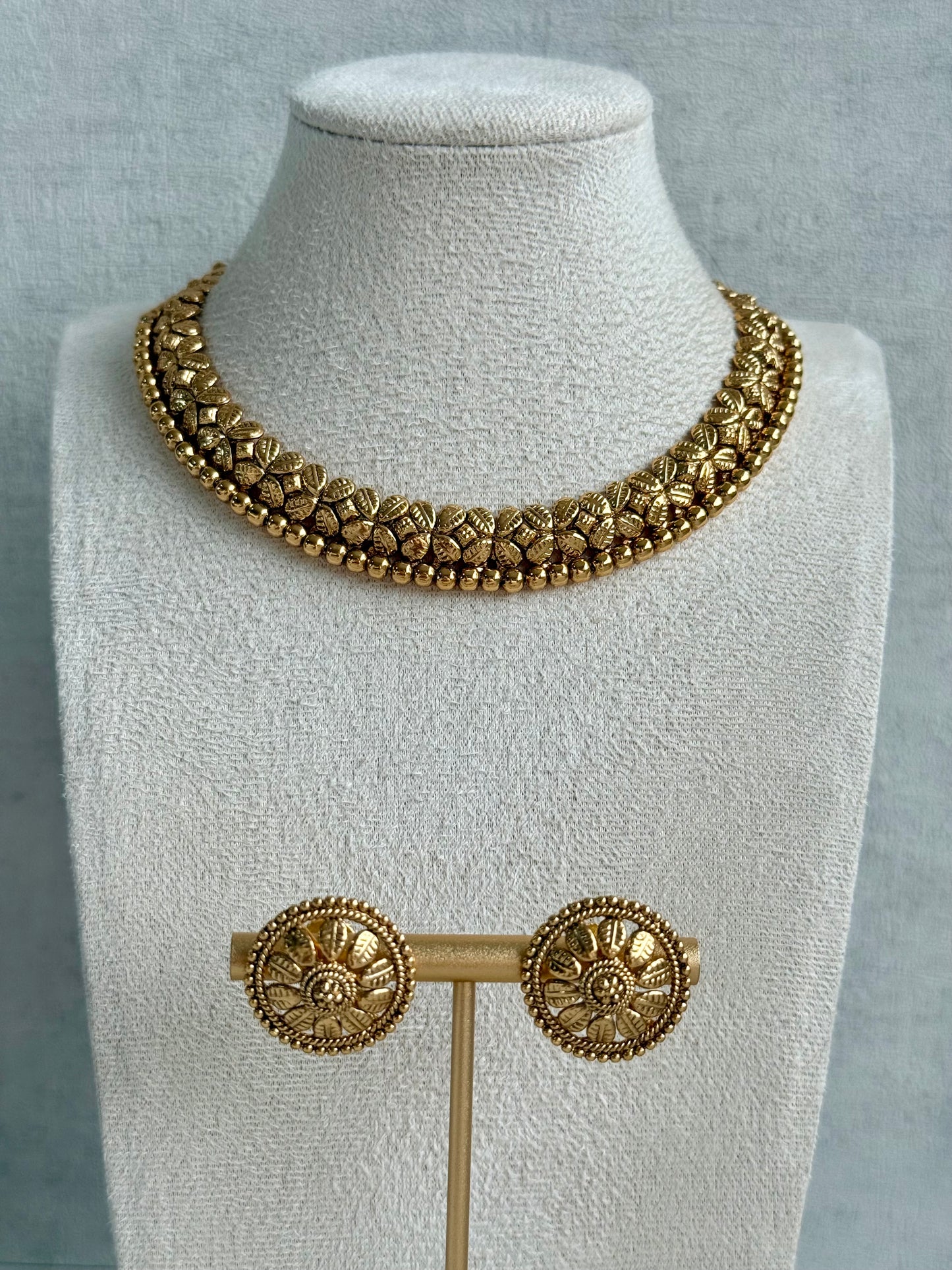 Ayura Designs Sathya Necklace Set with Stud Earrings – Antique Gold Temple Style with Textured Beadwork