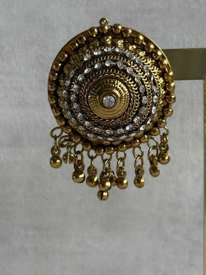 Ayura Designs Mitwa Earrings – Antique Gold Studs with Crystal Stones & Ghungroo Fringe
