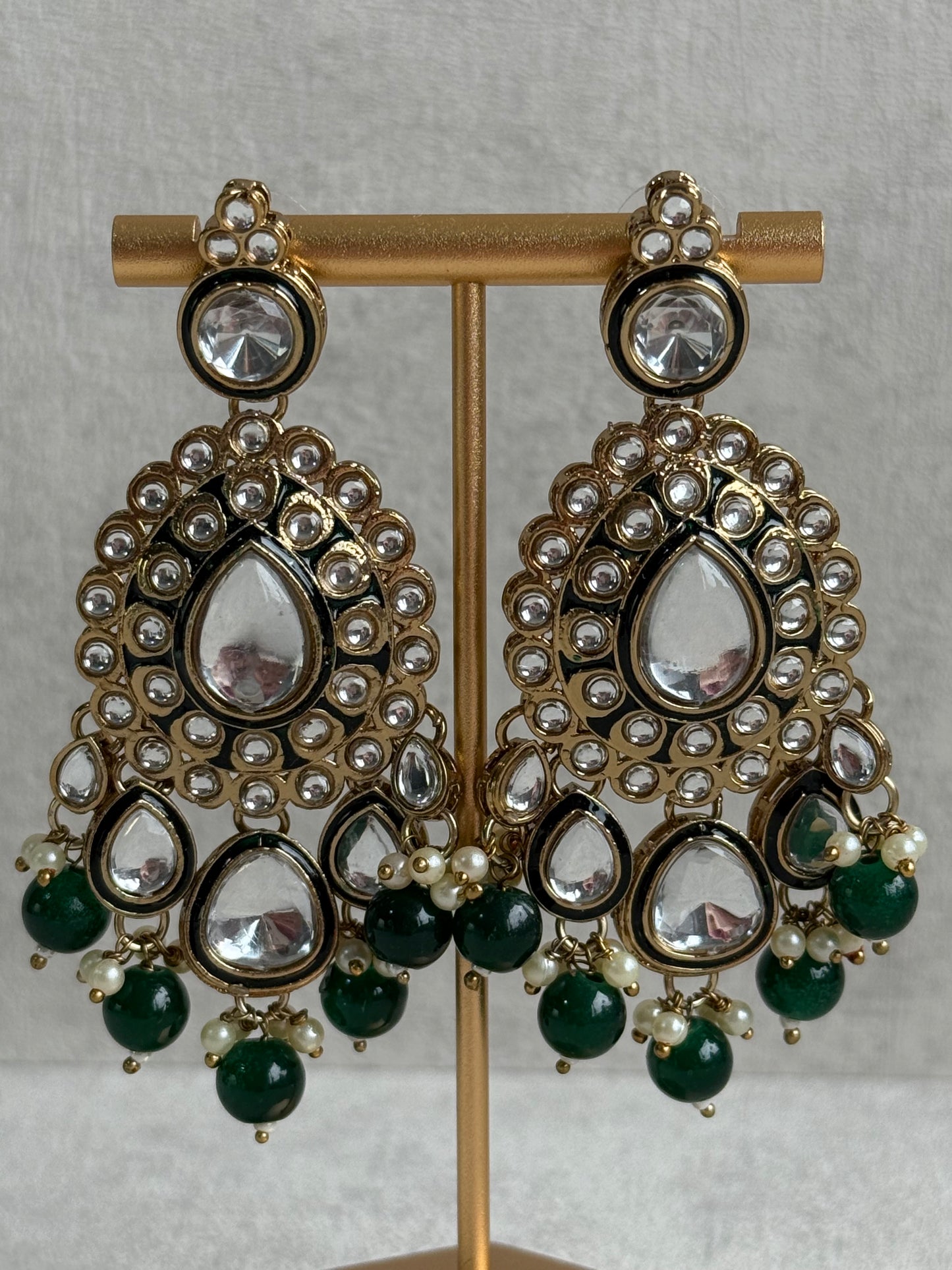 Ayura Designs Kalika Set with Necklace, Earrings, Tikka & Ring – Polki-Style Stones with Antique Green Enamel Detailing, Emerald Green Beads & Pearl Drops