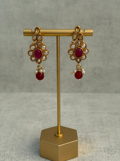 Ayura Designs Biju Set with Necklace, Earrings & Tikka – Fuchsia Pink & Ivory Pearls, Mirror-Cut Stones, Antique Gold Finish