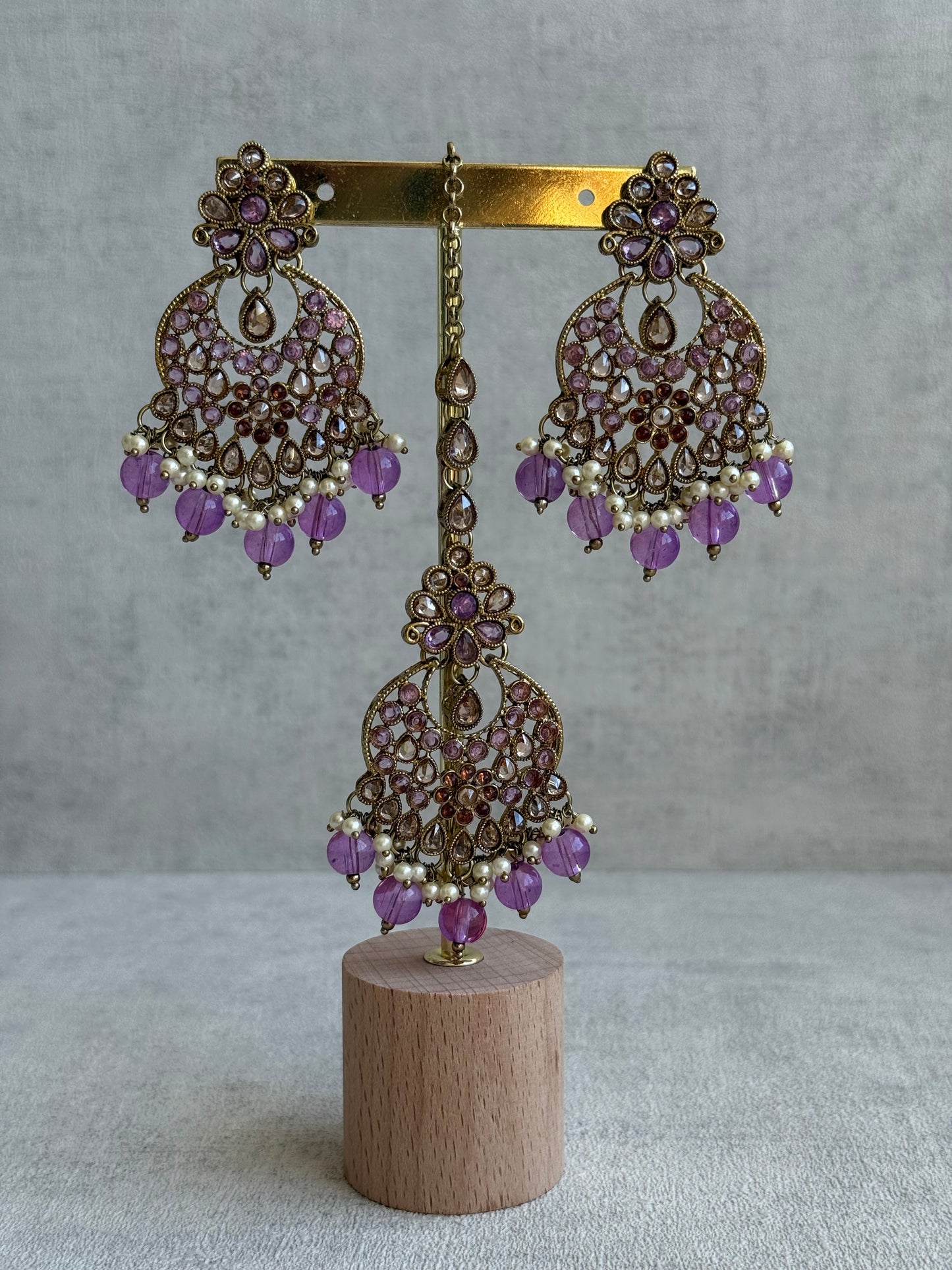 Ayura Designs Nehaat Set with Choker, Earrings, Tikka & Passa – Antique Gold with Lavender Beads, Pearls & Kundan Detailing
