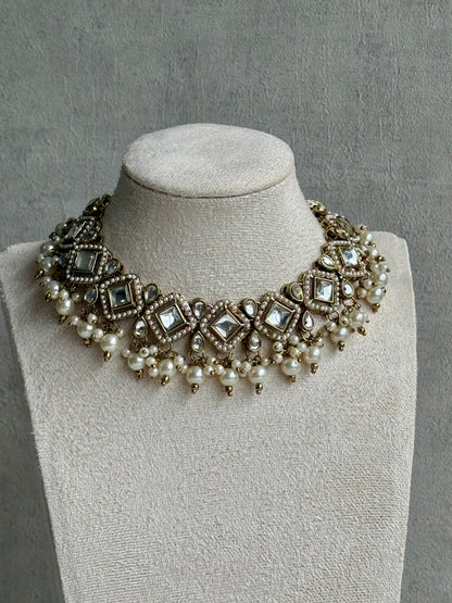 Ayura Designs Talia Set with Earrings & Tikka – Champagne Gold, Kundan & Pearls