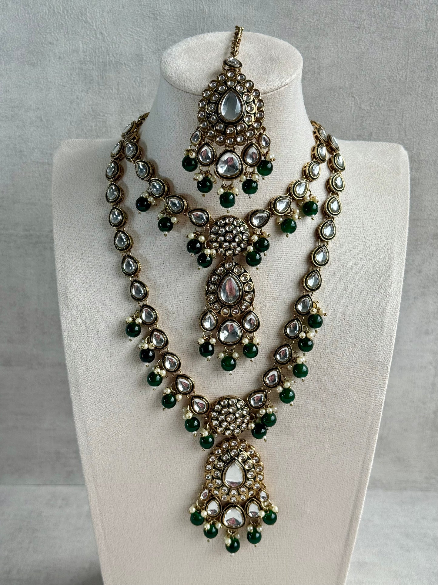 Ayura Designs Kalika Set with Necklace, Earrings, Tikka & Ring – Polki-Style Stones with Antique Green Enamel Detailing, Emerald Green Beads & Pearl Drops