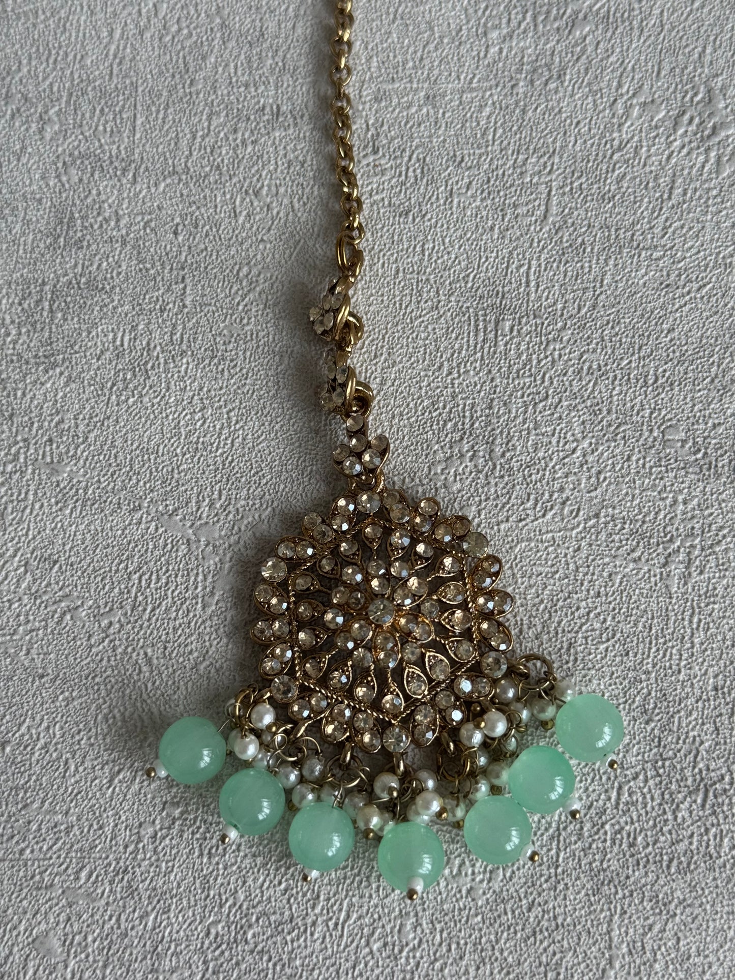 Ayura Designs Dastoor Tikka Set with Balis – Mint Green Beads, Champagne Stones & Pearls