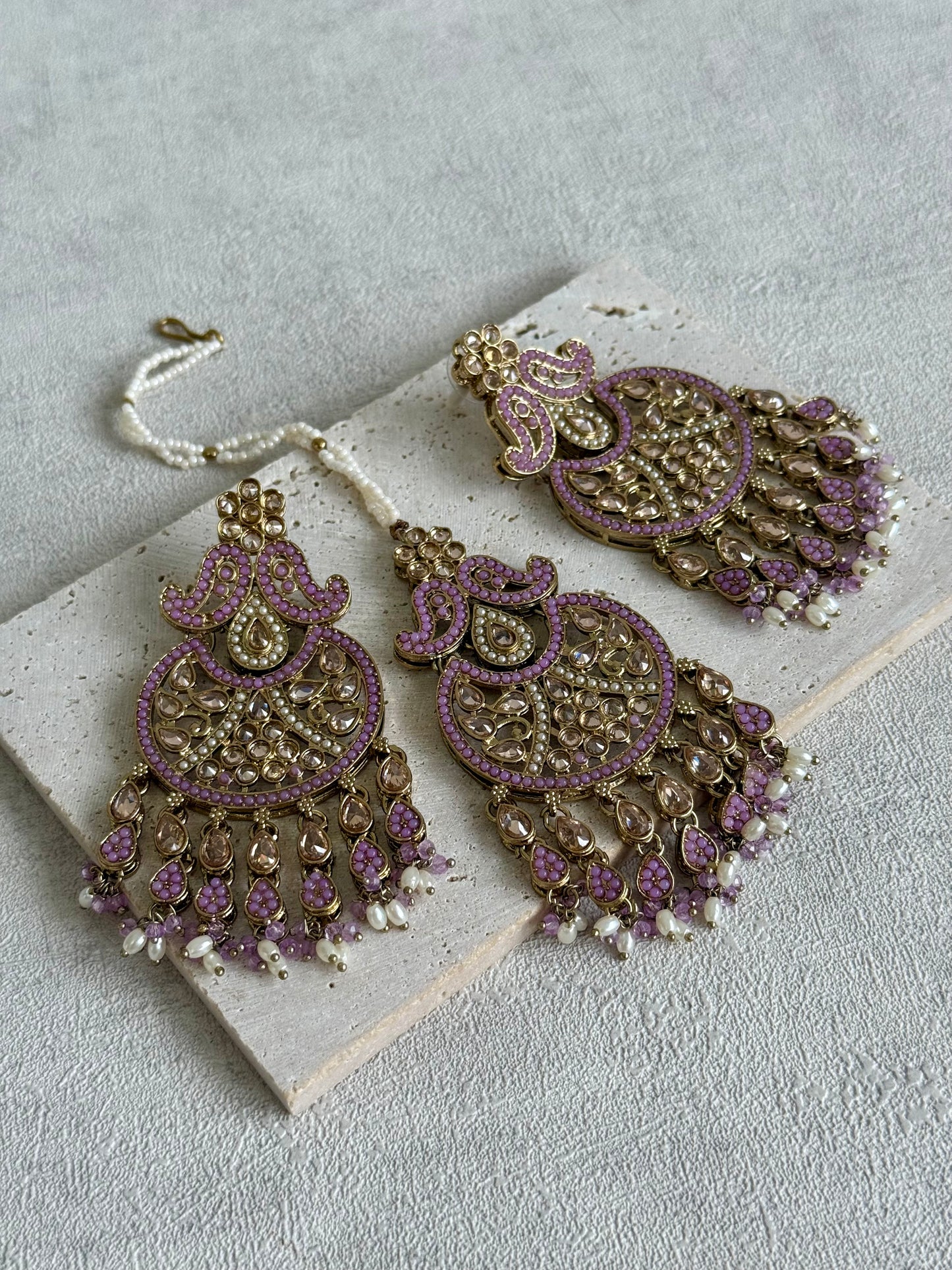 Ayura Designs Anvi Tikka Set with Earrings – Lilac with Champagne Stones & Pearl Drops
