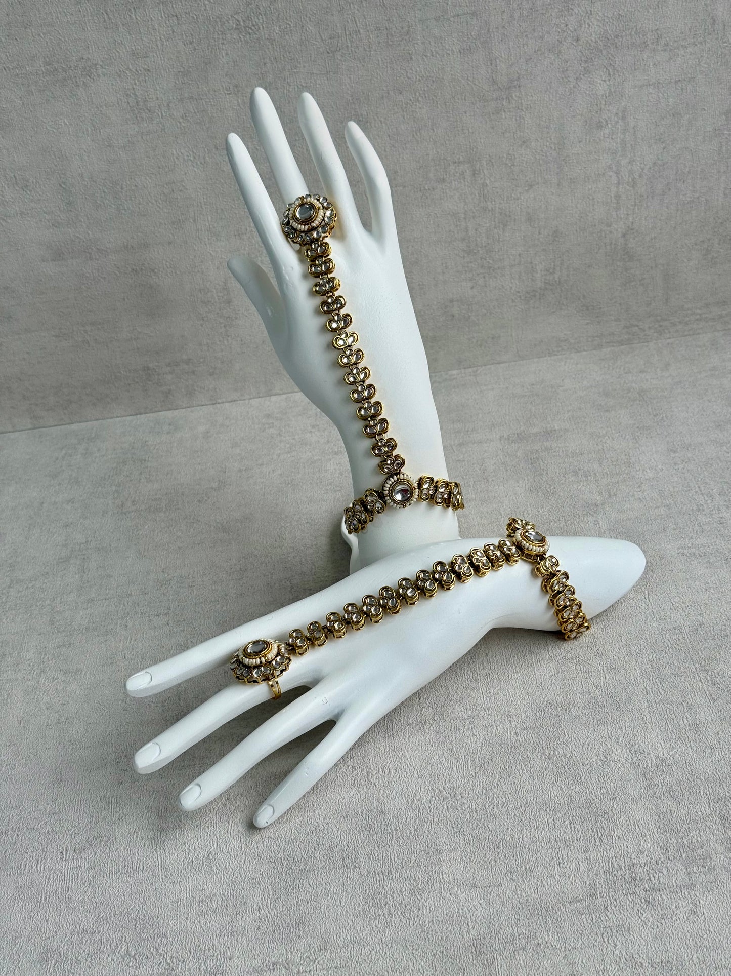 Ayura Designs Maura Haathphool – Antique Gold Hand Harness with Mirror-Cut Stones & Pearl Detailing