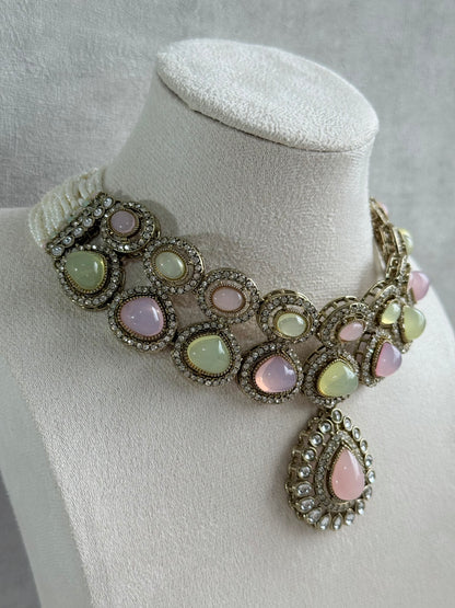Ayura Designs Tamara Set with Necklace, Earrings & Tikka – Blush Pink & Pistachio Green Stones with Kundan Detailing in Antique Gold Finish