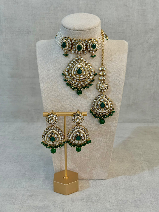 Ayura Designs Tehreem Set with Necklace, Earrings & Tikka – Mirror-Cut Stones, Emerald Green Beads & Antique Gold Finish