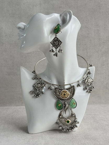 Ayura Designs Jiyana Collar Necklace Set – Leaf Green Carved Teardrop Stones & Oxidised Silver Finish