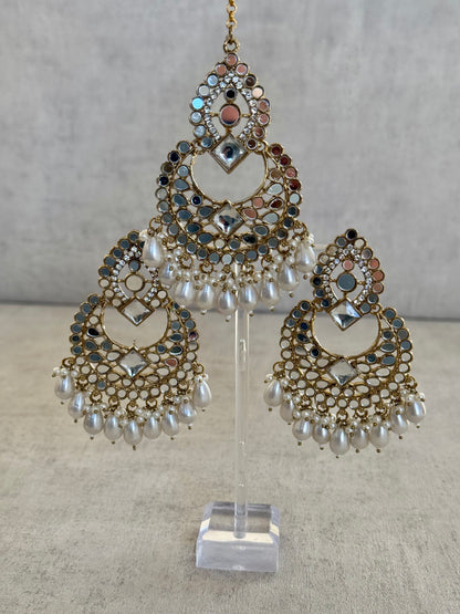 Ayura Designs Dilkash Tikka Set with Earrings – Kundan, Mirror Work & Pearls